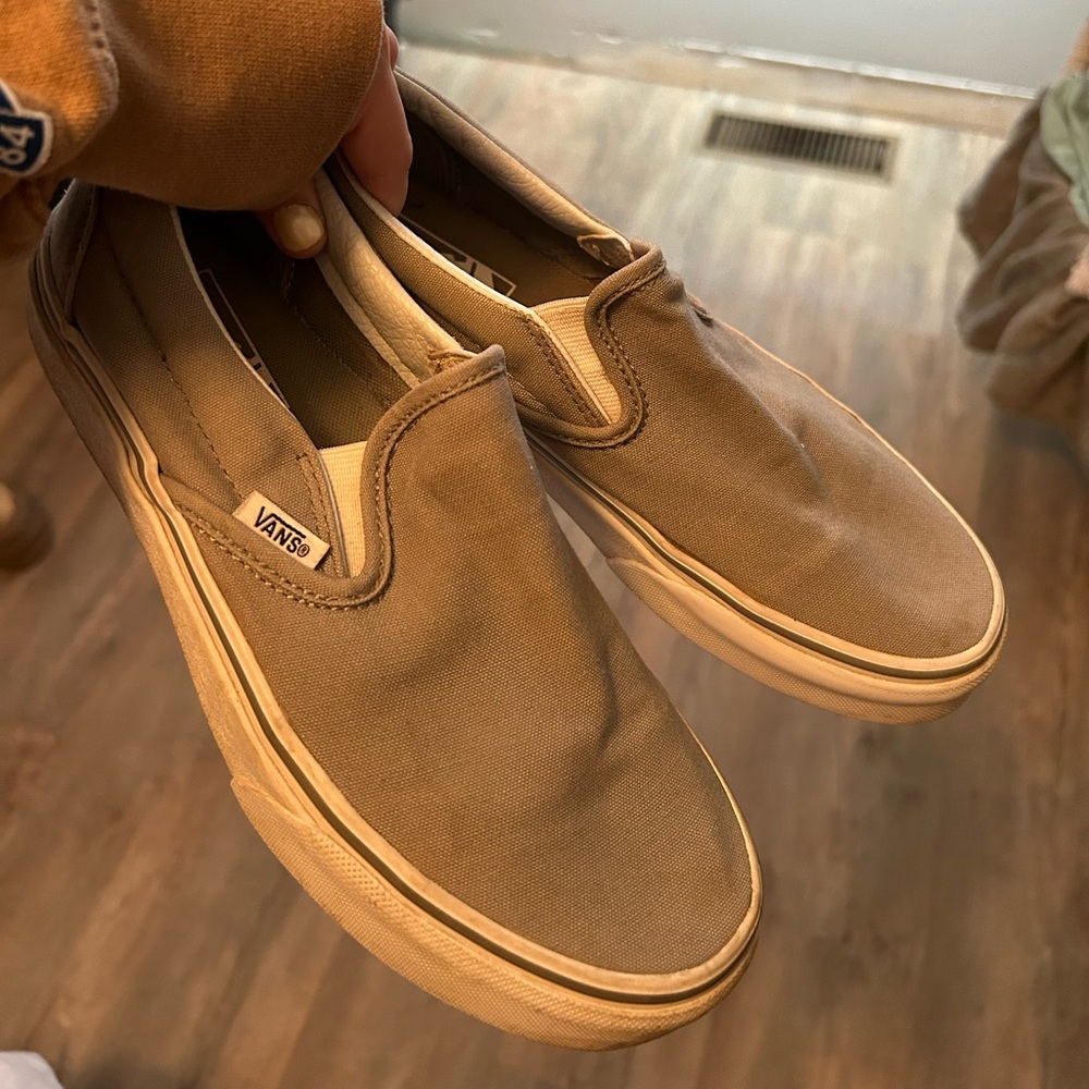 Vans Women’s Slip On Sneakers